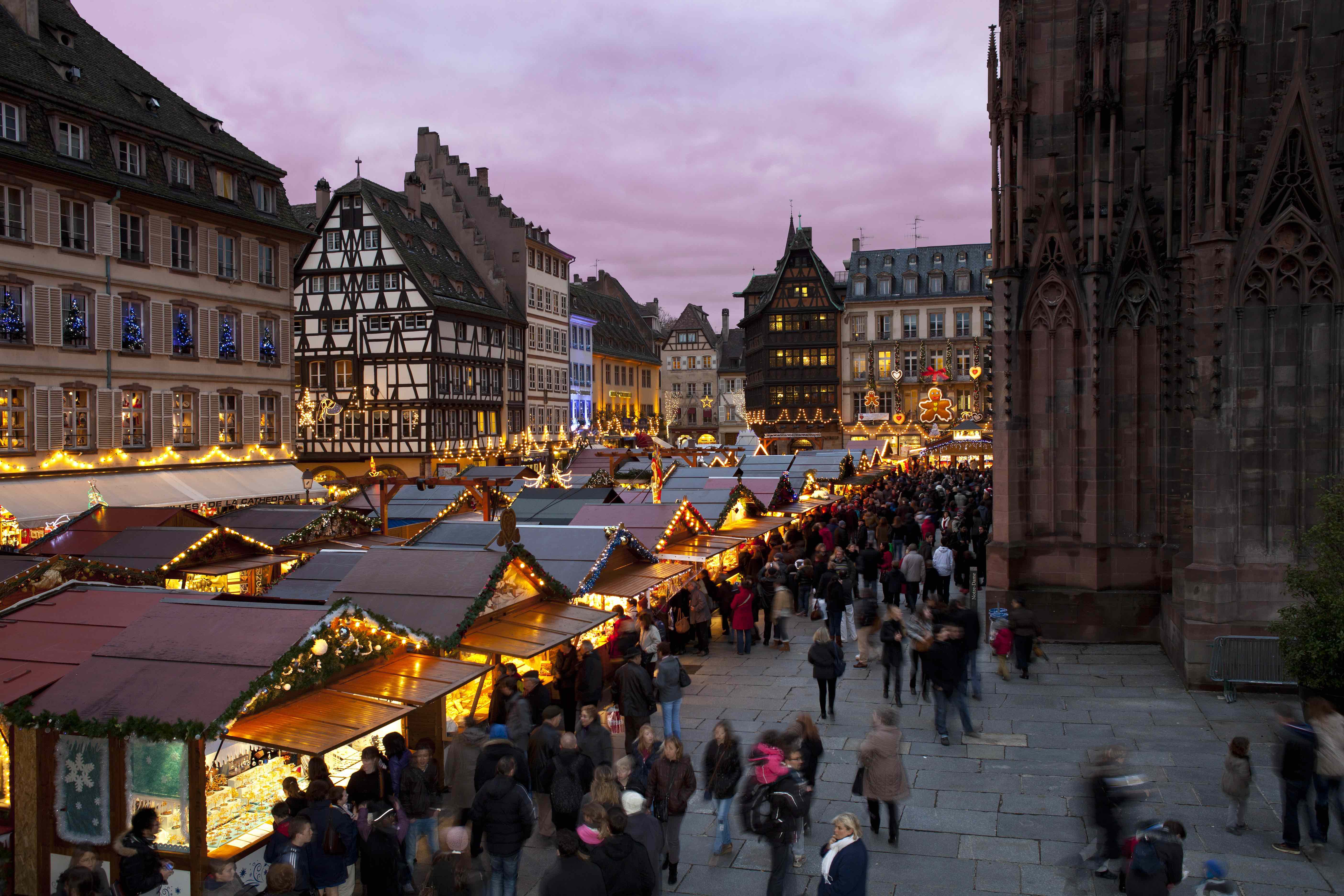 Europe’s Crackin’ Christmas Markets Amy Laughinghouse Hits the Road