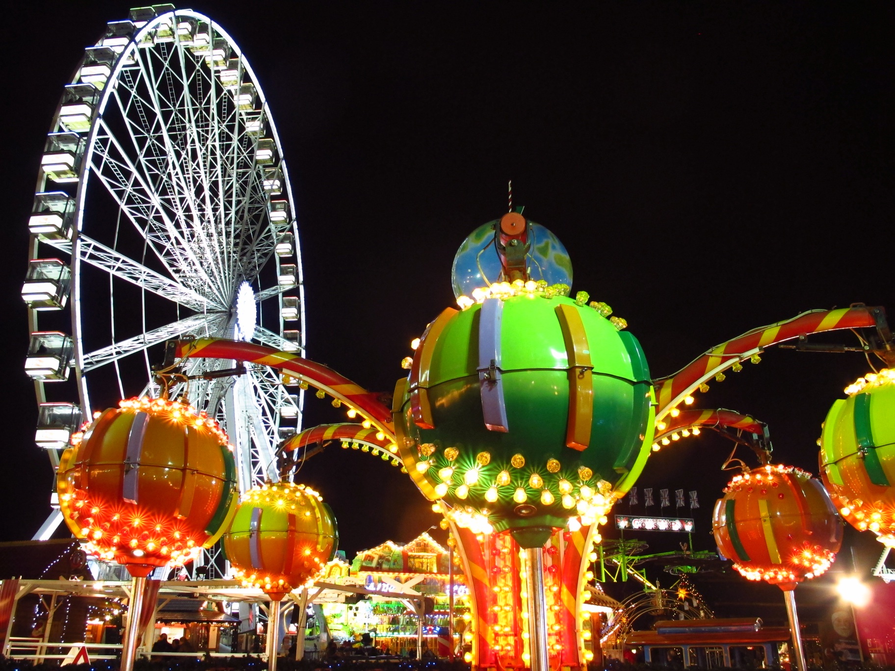 Hyde Park Christmas Market Ferris wheel_7181 Amy Laughinghouse Hits